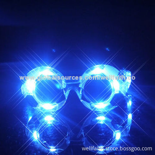 Football-designed fake designer sunglasses